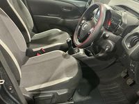 Usado Toyota Aygo Trend 72 HP (52 kW) 2021 Cinzento Citadino