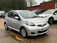 Second-hand Toyota Aygo Platinum 2009 Argintiu Hatchback