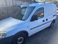 Used Vauxhall Combo 2003 White MPV