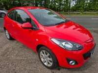 Used Mazda 2 84 HP (61 kW) 2012 Red Hatchback