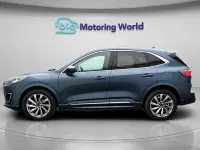 Usado Ford Kuga Vignale 190 HP (139 kW) 2023 Azul SUV