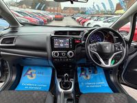 Used Honda Jazz SE 102 HP (75 kW) 2017 Silver Hatchback