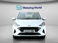 Used Hyundai i10 SE 67 HP (49 kW) 2022 White Hatchback