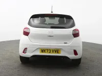 Used Hyundai i10 Premium 84 HP (61 kW) 2023 White Hatchback
