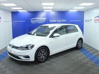 Used VW Golf VII SE 130 HP (95 kW) 2019 White Hatchback