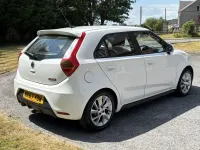 Used MG MG3 106 HP (77 kW) 2017 White Hatchback