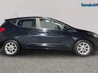 Używany Ford Fiesta Zetec 2018 Czarny Hatchback