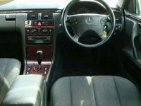 used Mercedes C220 ECDi Classic 4dr Auto [5