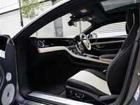 Begagnad Bentley Continental 670 HK (492 kW) 2025 Grå Sportkupé