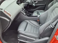 Usado Mercedes EQC400 AMG Line Premium 300 kW (408 CV) 2022 Rojo SUV