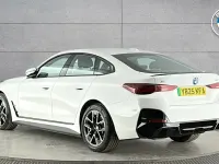 Usado BMW i4 M Sport 246 kW (335 CV) 2025 Blanco Berlina