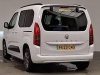 Used Vauxhall Combo Ultimate 100 kW (136 HP) 2025 White Estate