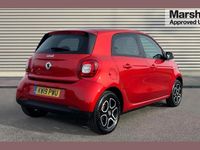 Used Smart ForFour Premium 90 HP (66 kW) 2019 Red Hatchback