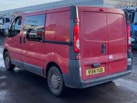 Used Vauxhall Vivaro 115 HP (84 kW) 2014 Red MPV