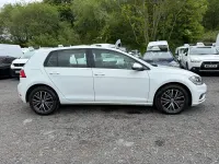 Usado VW Golf VII SE 125 HP (91 kW) 2018 Branco Citadino