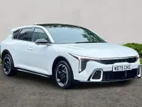 Used Kia K4 GT-Line S 115 HP (84 kW) 2026 White Hatchback