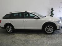 Begagnad Skoda Octavia 150 HK (110 kW) 2017 Vit Kombi