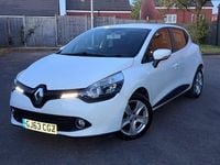 Used Renault Clio IV Expression+ 75 HP (55 kW) 2013 White Hatchback