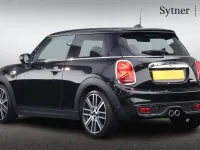 Usado Mini Cooper S Exclusive 189 HP (139 kW) 2020 Preto Citadino