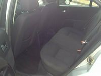 Używany Ford Mondeo 2004 Hatchback