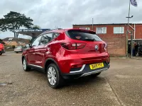 Usado MG ZS Excite 111 HP (81 kW) 2019 Vermelho SUV