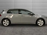 Używany VW Golf VIII 130 KM (95 kW) 2022