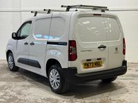 Used Peugeot Partner Premium 100 HP (73 kW) 2022 White MPV