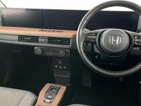 Used Honda e 100 kW (136 HP) 2021 Premium paint platinum white Hatchback