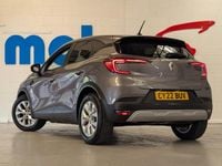 Used Renault Captur Iconic 2022 Oyster grey SUV