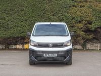 Used Vauxhall Vivaro 120 HP (88 kW) 2024 White MPV