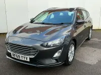 Usado Ford Focus Zetec 95 HP (69 kW) 2019 Cinzento Carrinha
