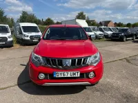 Used Mitsubishi L200 Warrior 181 HP (133 kW) 2017 Red Pickup