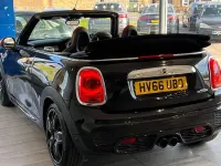 Second-hand Mini John Cooper Works Cabriolet 231 CP (169 kW) 2017 Cabrio