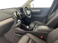 Usado Volvo XC40 Ultra 163 HP (119 kW) 2025 Bege SUV