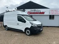 Used Vauxhall Vivaro S 2019 White MPV