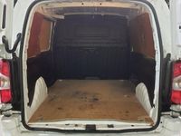 Used Vauxhall Combo Sportive 100 HP (73 kW) 2020 White MPV