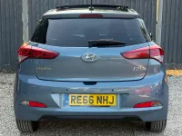 Used Hyundai i20 Premium SE 90 HP (66 kW) 2016 Blue Hatchback