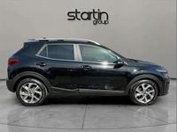 Used Kia Stonic GT-Line 117 HP (86 kW) 2022 Black SUV