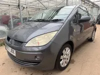 Begagnad Mitsubishi Colt 95 HK (69 kW) 2007 Grå Halvkombi