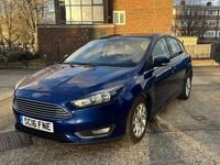 Used Ford Focus Titanium 125 HP (91 kW) 2016 Blue Hatchback