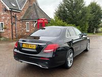 Gebraucht Mercedes E220 AMG line 194 PS (142 kW) 2018 Schwarz Limousine