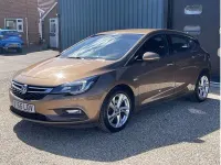 Used Vauxhall Astra SRi 136 HP (100 kW) 2016 Bronze Hatchback