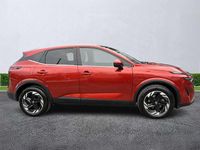 Used Nissan Qashqai N-Connecta 140 HP (102 kW) 2025 Red SUV