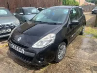 Used Renault Clio II Extreme 2009 Black Hatchback