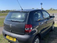 Begagnad VW Fox 60 HK (44 kW) 2010 Grå Halvkombi