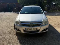 Used Vauxhall Astra Active 140 HP (102 kW) 2009 Silver Hatchback