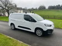 Used Fiat Doblò 100 HP (73 kW) 2024 White MPV
