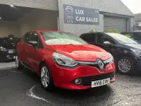 Used Renault Clio Dynamique 75 HP (55 kW) 2016 Red Hatchback