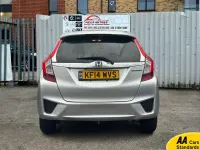Begagnad Honda Jazz 2014 Silver Halvkombi