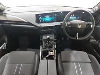 New Vauxhall Astra 130 HP (95 kW) 2025 Brilliant paint  arctic white Hatchback